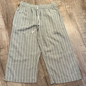 4/$30 beachlunchlounge Sage Green/White Striped  Drawstring Pants sz Medium